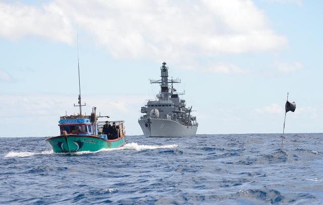 Chilean Navy illegal fishing