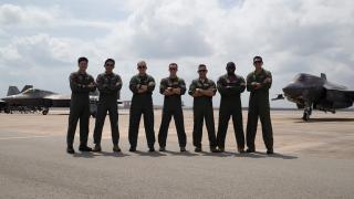 U.S. and Singaporean pilots at Changi Air Base 